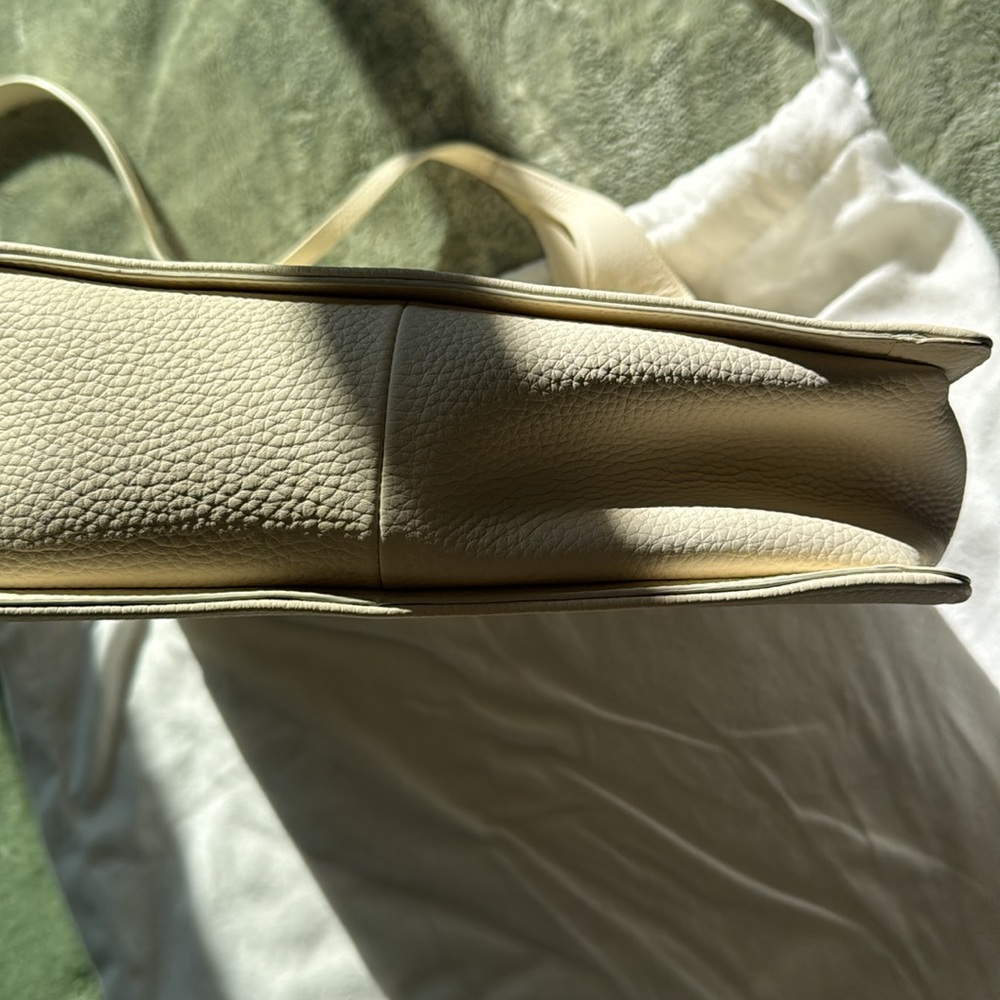 The Row Jules Leather Tote Shoulder Bag brand new - Picture 5 of 5
